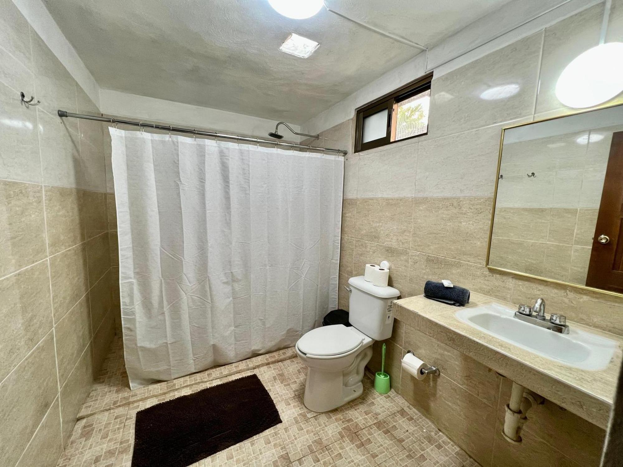 Habitaciones A Dos Calles De Laguna - Renta De Bicicletas Accesibles Bacalar Ngoại thất bức ảnh